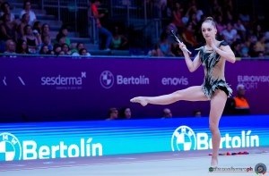 aa q neumann julia aut ph simone ferraro sfa01313 copia